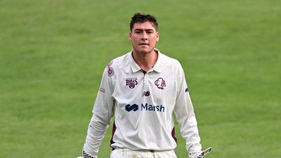 Renshaw secures county win while Lyon breaks duck