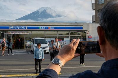 Sick Of Tourists, Japan Town To Put Up Barrier Blocking Mt Fuji