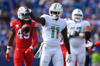 Former Dolphins WR DeVante Parker announces retirement from NFL