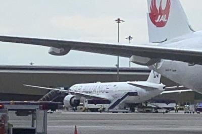 Singapore Airlines Flight Diverted To Bangkok After Severe Turbulence