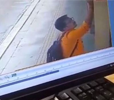One arrested for writing threatening graffiti against Arvind Kejriwal inside Delhi metro stations
