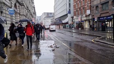 London weather forecast: Commuters face rush-hour downpour as much of UK placed on flood alert