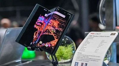 New tri-fold smartphone puts an 8-inch tablet in your pocket