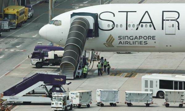 Singapore PM promises ‘thorough investigation’ after severe turbulence on flight from London