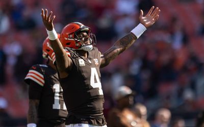 Deshaun Watson returns to the field and throws in Browns first OTA practice