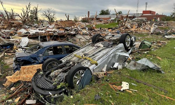 Tornado leaves multiple fatalities and widespread damage in its wake in Iowa
