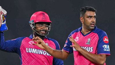 Watch: Sanju Samson and Ravichandran Ashwin celebrate Rajasthan Royals' victory against RCB in Eliminator