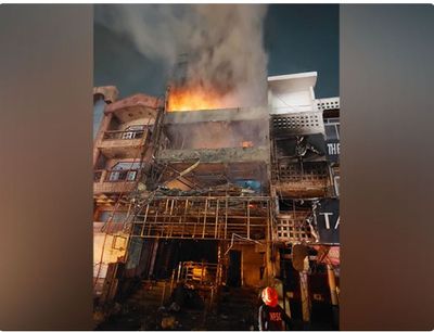 Delhi: Woman sustains minor injuries after fire engulfs M2k Mall in Rohini