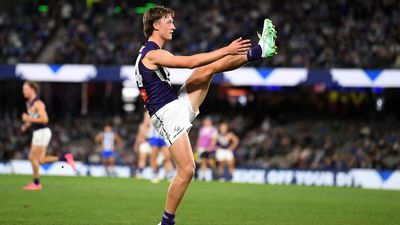 Don't change your ways 'Nev' Amiss, Dockers coach urges