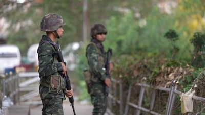 Young Burmese flee to neighbouring Thailand to avoid conscription