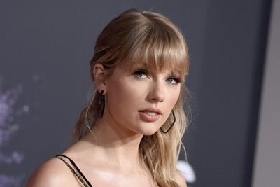 Scottish council criticised for asking staff to volunteer at Taylor Swift gigs