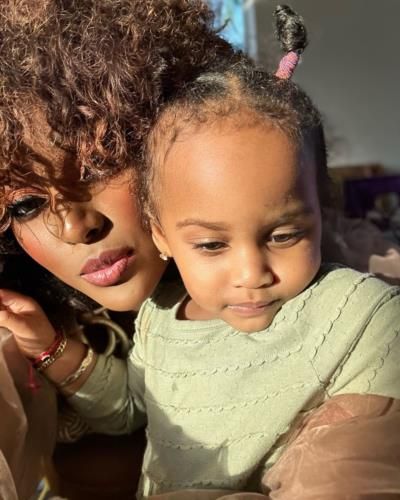 Amara La Negra's Heartwarming Moment With Her Daughter