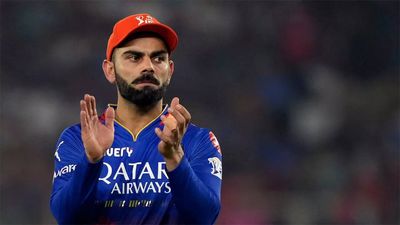 'Iss babbar sher ka dil bada hai': Navjot Singh Sidhu's 'gold-class' praise for RCB star Virat Kohli