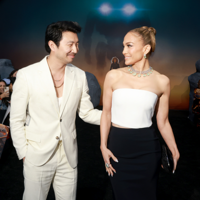 Simu Liu Defends Jennifer Lopez After She's Asked a Question About Ben Affleck Divorce Rumors