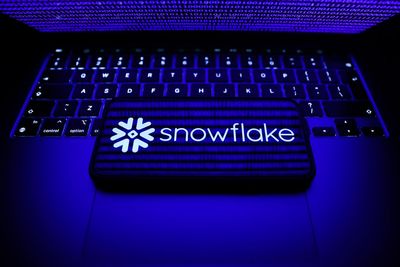 Snowflake Stock Drops After Earnings: What To Know