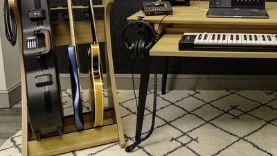 Maximize your studio and rehearsal space setup with Gator’s high-end Cableworks cables and Elite Guitar and Case Combo rack