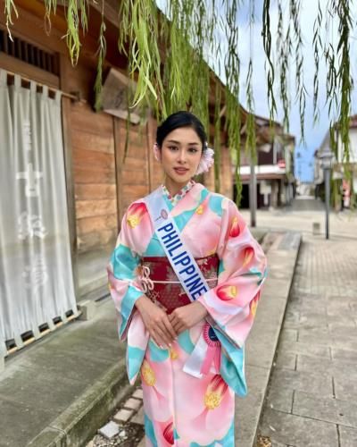 Nicole Borromeo Radiates Effortless Chic In Floral Kimono Photoshoot