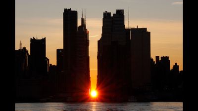 'Manhattanhenge' returns: Where and when to see the sun 'kiss the grid' in New York next week