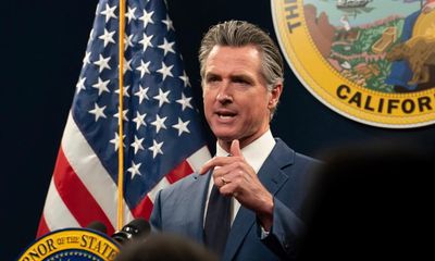 Gavin Newsom signs bill to help people in Arizona get abortions in California