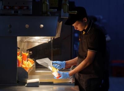 Fast Food Industry Facing Challenges Due To Inflation And Wage Laws