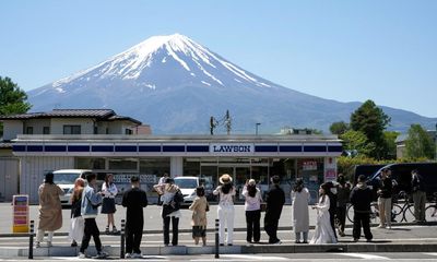 Mount Fuji: why a small Japanese town is hiding the big tourist hotspot