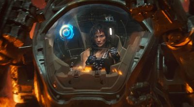 Netflix Just Quietly Released the Most Surprisingly Awesome Sci-Fi Movie of the Year