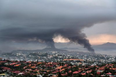 Police officer detained after 7th death in France's restive New Caledonia territory