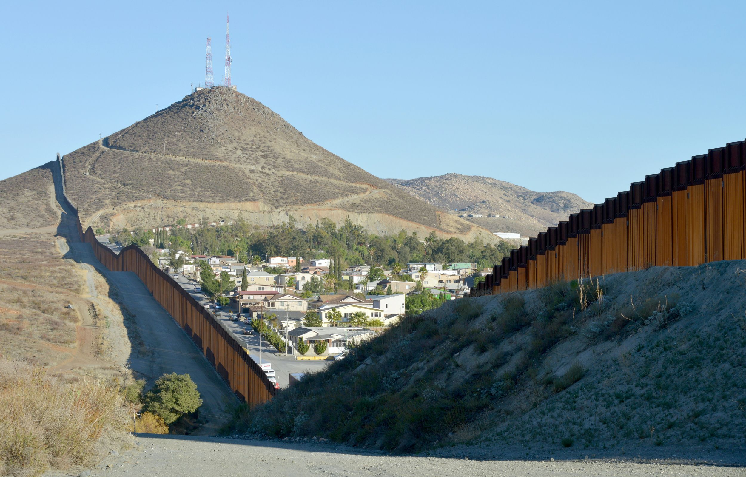 Border crossings so far in May drop by more than half…