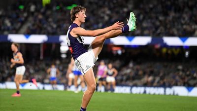 Dockers back Amiss to overcome goalkicking wobbles
