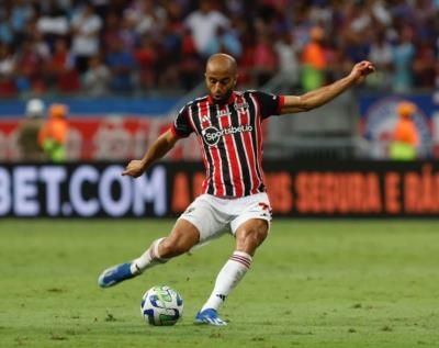 Lucas Moura's Electrifying Performance In Thrilling Football Match