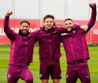 Powerful Presence: Rakitic, Gudelj, And Ramos In Purple Jerseys