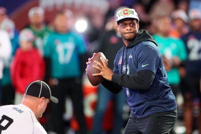 Mike Macdonald: Geno Smith is ‘answering the call’ for Seahawks