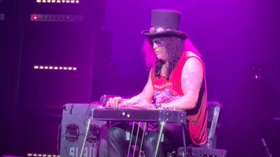 "I commit at least two to three hours a day, no matter what": Slash has been learning to play pedal steel for two years