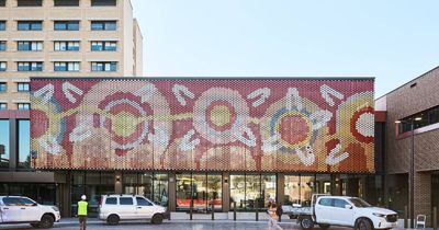 New Canberra Hospital building features Indigenous art and a yarning circle