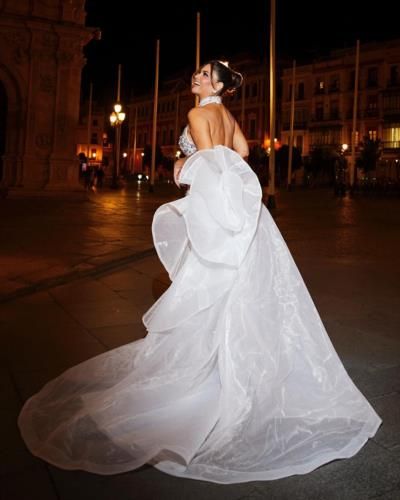 Chiquinquirá Delgado Radiates Elegance In White Dress Photoshoot