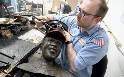 Jackie Robinson is rebuilt in bronze in Colorado after theft of statue from Kansas park