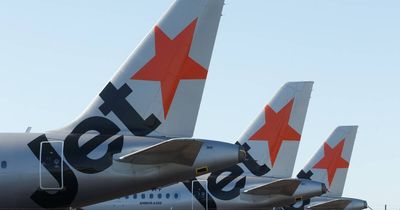 Jetstar recreates inaugural flight from Newcastle to Melbourne 20 years after launch