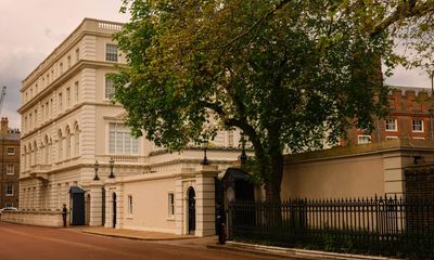 Brexit staff shortages scupper plans to reopen Clarence House to the public