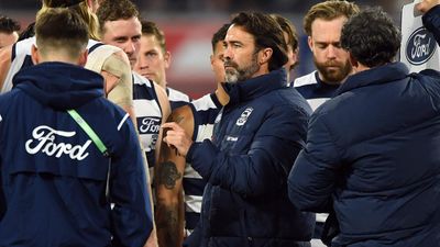 No panic stations for Scott as Geelong slide continues