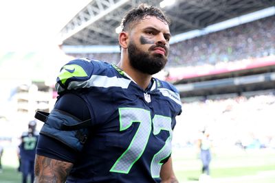 Seahawks coach Mike Macdonald gives an injury update on RT Abe Lucas