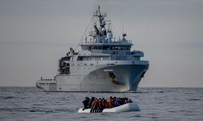 Record 10,170 people arrive in UK via small-boat Channel crossings this year