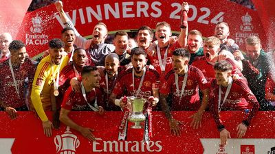Manchester United win FA Cup title after beating Manchester City 2-1 in the final