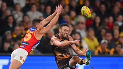 Hawthorn continue to be Lion tamers with 25-point win