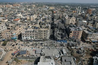 Hamas fires rockets into Israel for first time in months