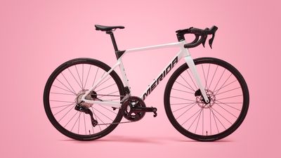 Merida Scultura 6000 Di2 offers impressive spec and performance at a remarkable price