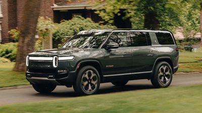Rivian Cut R1S, R1T Prices In Existing Inventory By Thousands