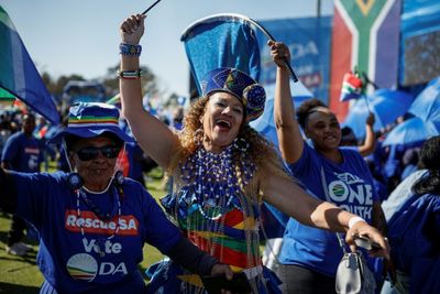 South African Opposition Targets ANC Majority As Vote Looms