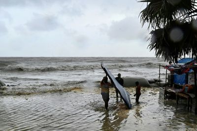 Cyclone Hits Bangladesh As Nearly A Million Flee Inland For Shelter
