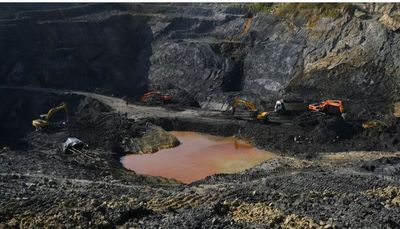 Assam: Three remain trapped inside illegal rat-hole mine for second day