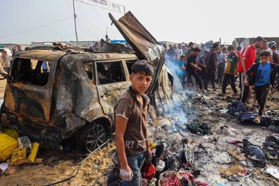 Aid groups left 'horrified' as people 'massacred' in Israeli strike on Rafah